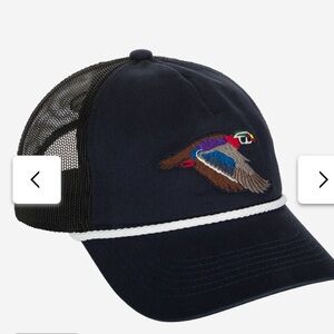 Drake Waterfowl Retro Wood Duck Patch Mesh Rope Trucker Hat Navy Blue NWT